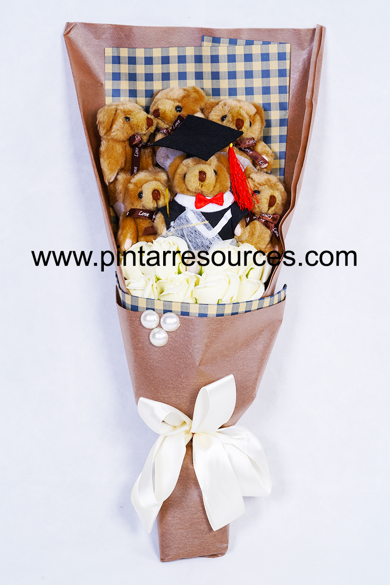 graduation bear bouquet